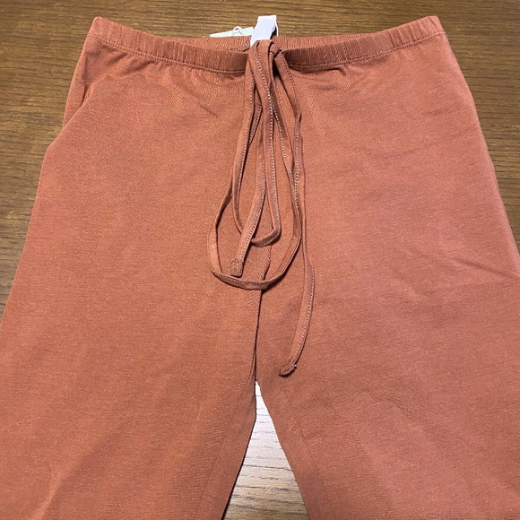 NWT Neon & Nylon Leggings - Picture 3 of 6